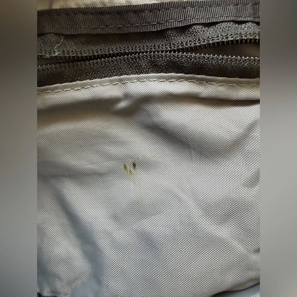 The North Face Tote - Picture 7 of 8